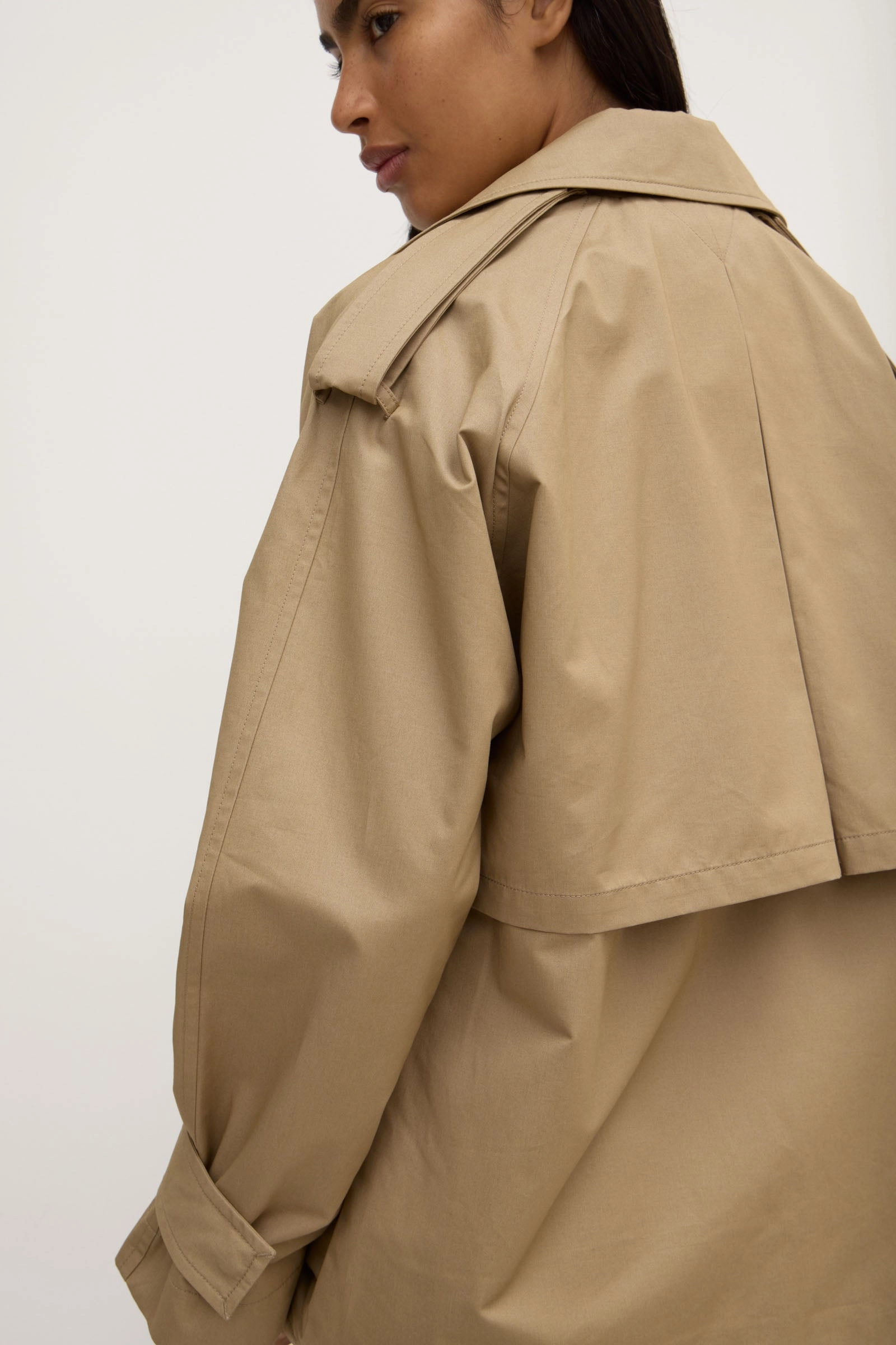Arden Short Mac Jacket