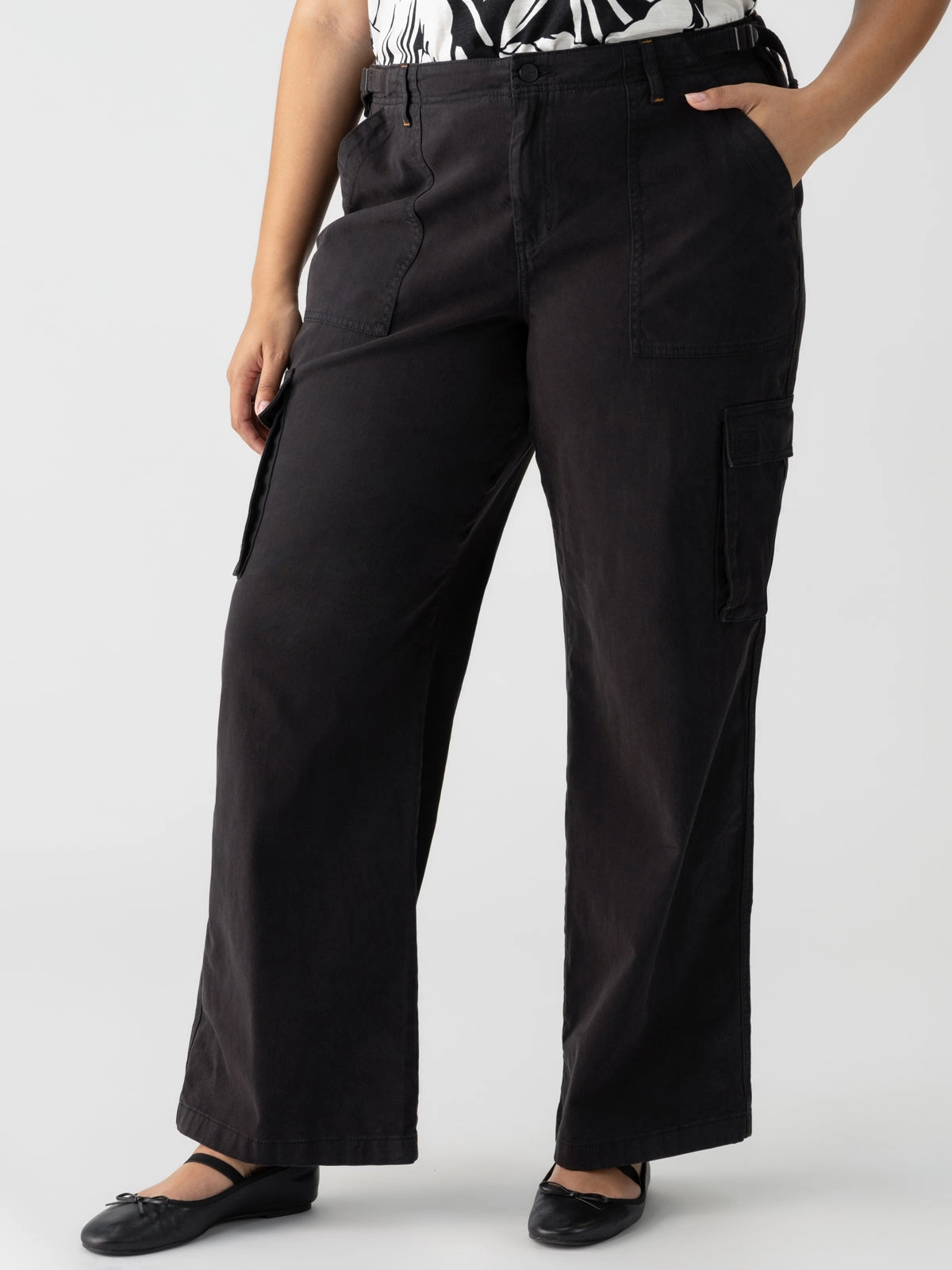 Reissue Cargo Standard Rise Pant Black Extended Sizing